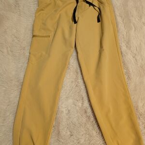 Figs Women's Yellow Zamora Joggers